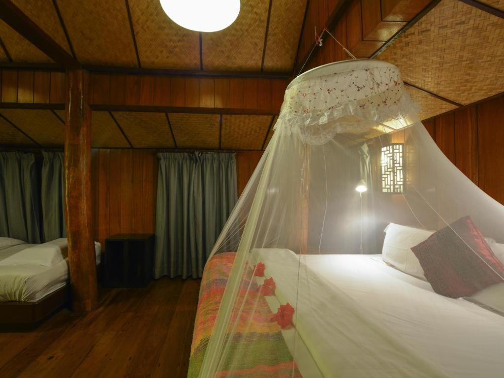 Malihom Private Estate Villa Balik Pulau Exteriör bild