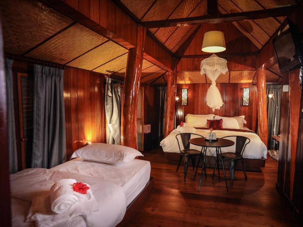 Malihom Private Estate Villa Balik Pulau Exteriör bild