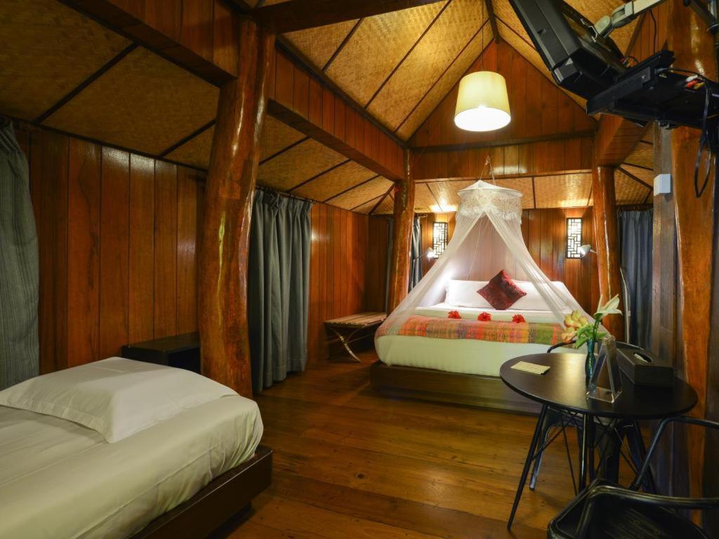 Malihom Private Estate Villa Balik Pulau Exteriör bild