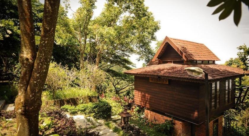 Malihom Private Estate Villa Balik Pulau Exteriör bild
