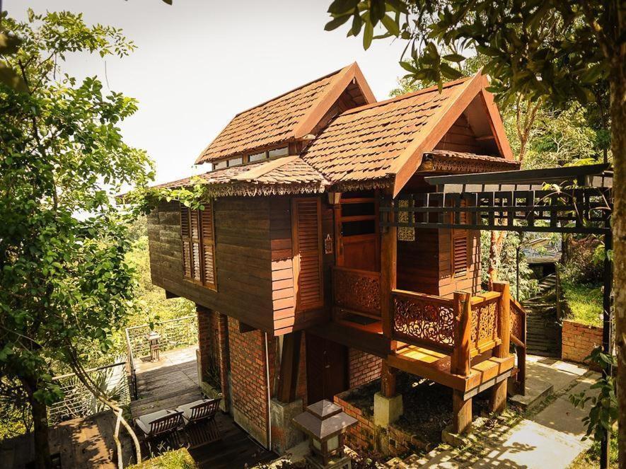 Malihom Private Estate Villa Balik Pulau Exteriör bild