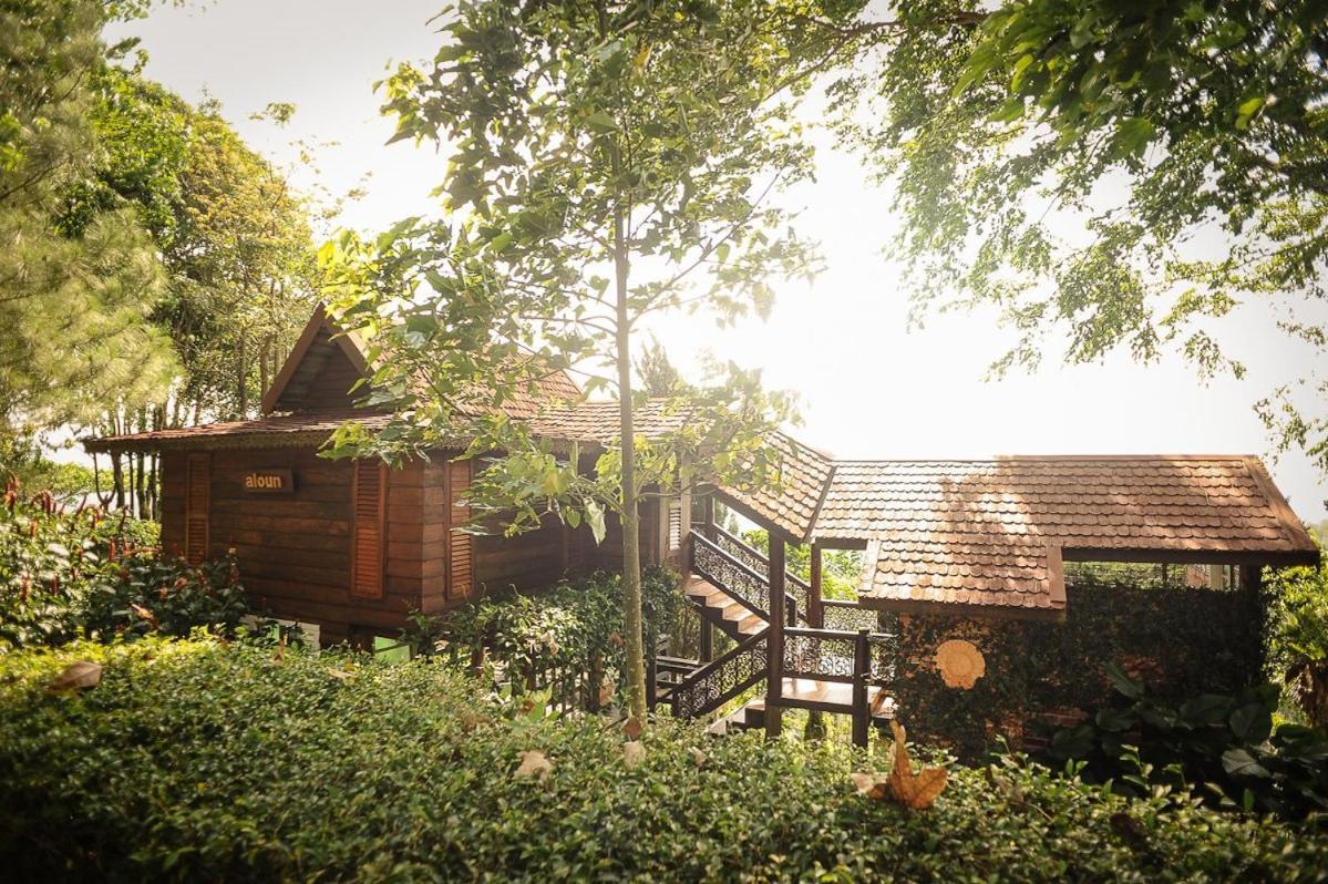 Malihom Private Estate Villa Balik Pulau Exteriör bild