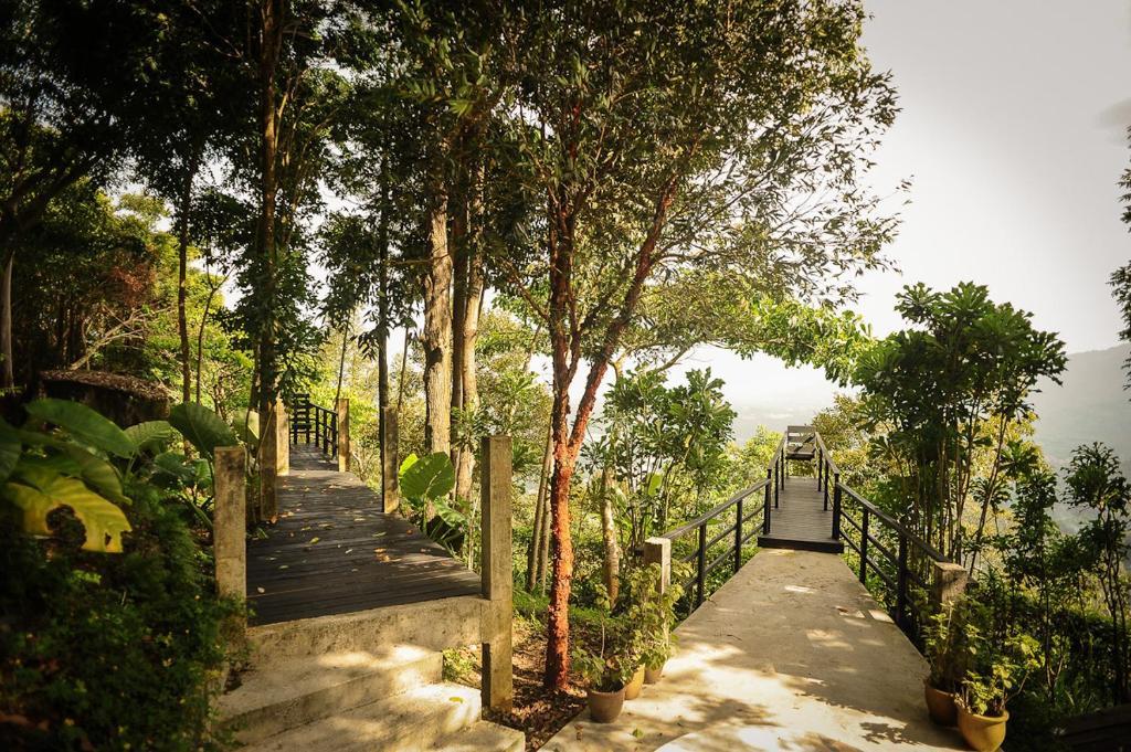 Malihom Private Estate Villa Balik Pulau Exteriör bild