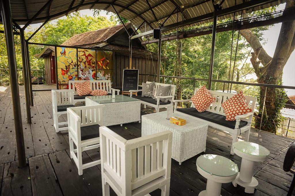 Malihom Private Estate Villa Balik Pulau Exteriör bild