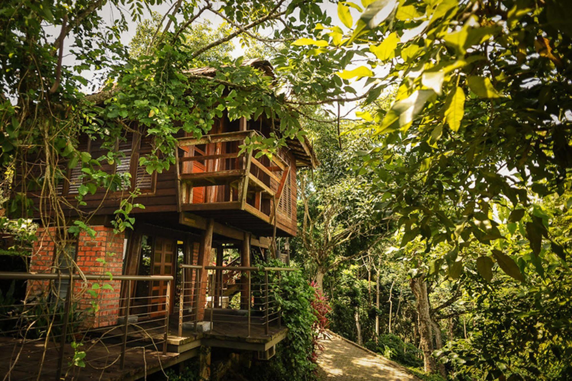 Malihom Private Estate Villa Balik Pulau Exteriör bild